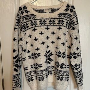 Barefoot Dreams CozyChic Cozy White and Black Patterned Sweater